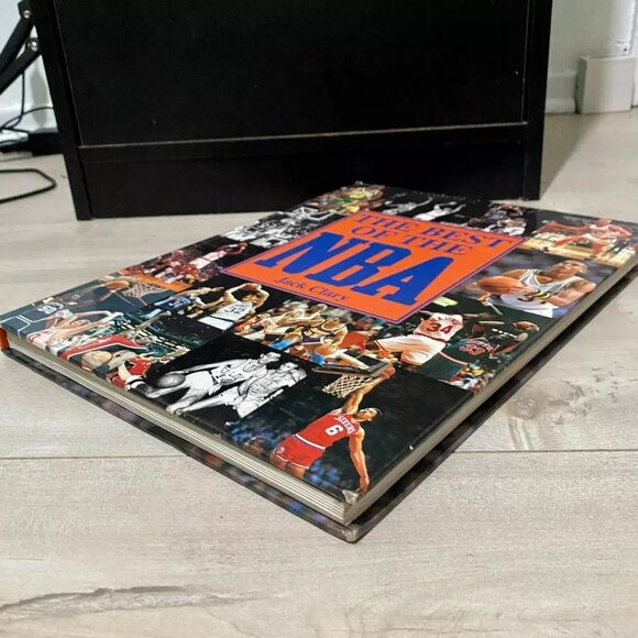 THE BEST OF THE NBA By Jack Clary - Picture 3 of 6